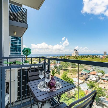 מקטאן Mactan Newtown - 1Br Stunning Ocean View And City View מראה חיצוני תמונה